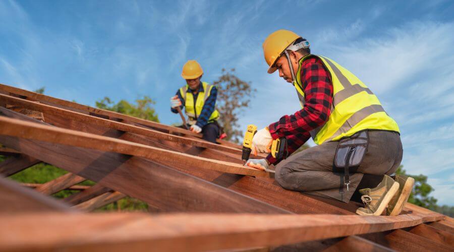 Expert new roof installation services in Phyllis, KY